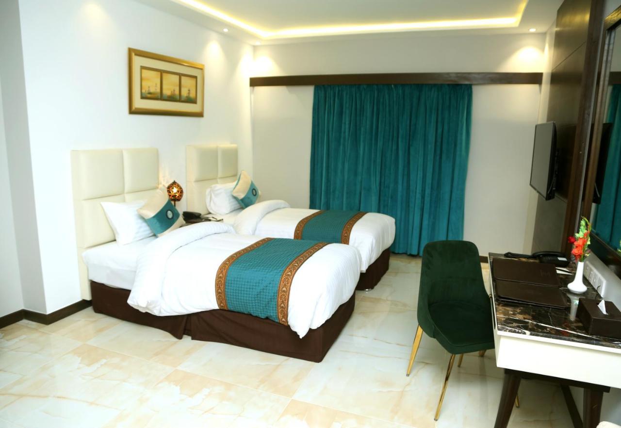 Faletti'S Grand Hotel Multan Extérieur photo